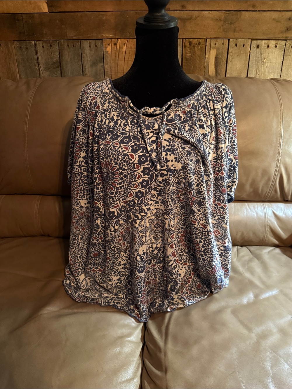 Liz & Me Navy and Cream Floral Medallion Peasant Tunic